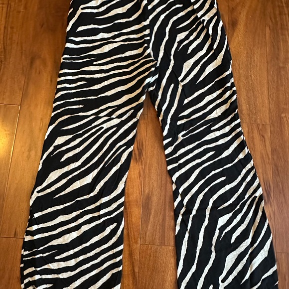Sincerely Jules Zebra Print Wide-Leg Pants XL - Picture 3 of 5